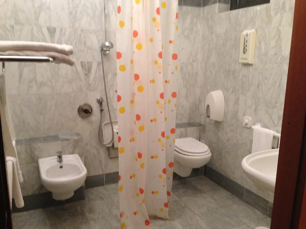 ***  Hotel Sirenella Mele Italien