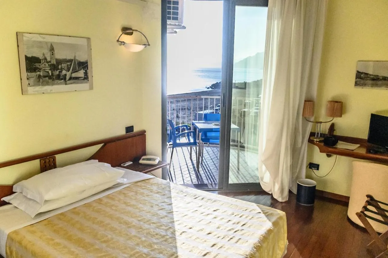 Hotel Sirenella Mele
