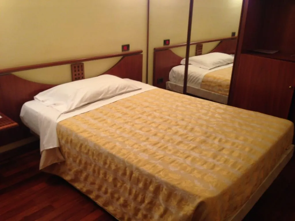 Hotel Sirenella Mele