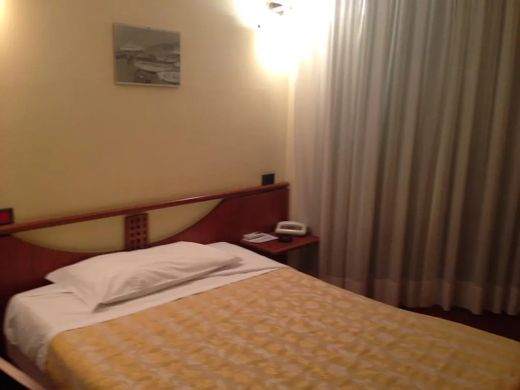 Hotel Sirenella Mele