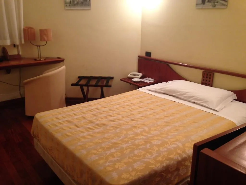 Hotel Sirenella Mele